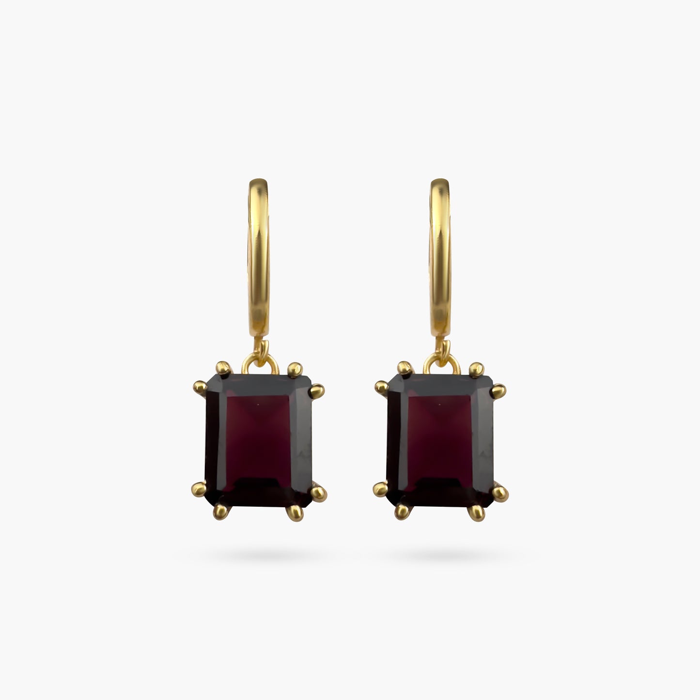 CLASSIC GARNET HOOPS