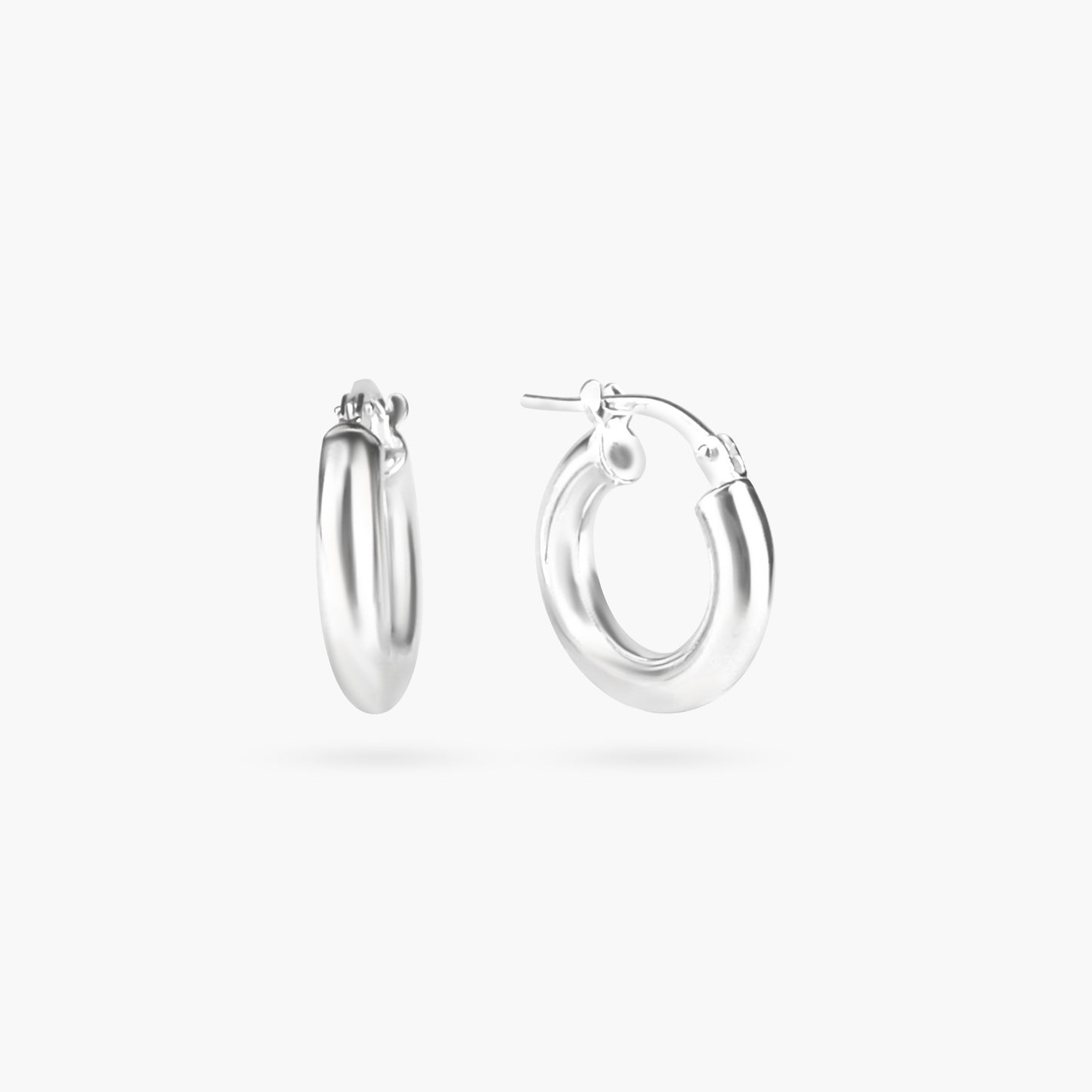 CLASSIC PETITE HOOPS